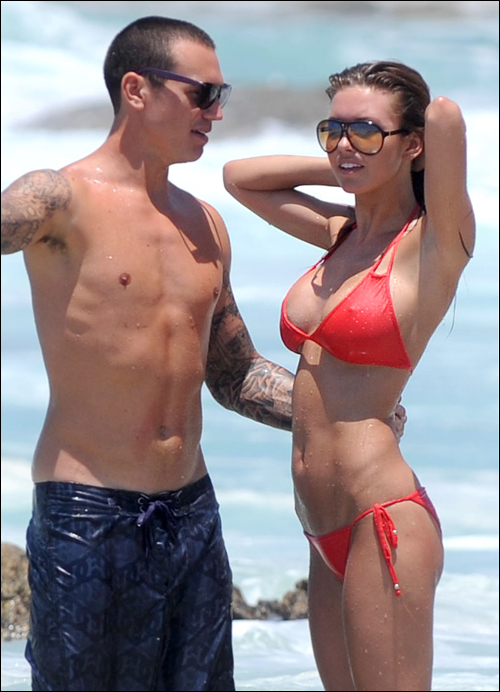 audrina-patridge-looking-sexy-in-a-red-bikini-with-her-boyfriend-corey-as-they-spend-some-romantic-time-in-mexico.jpg